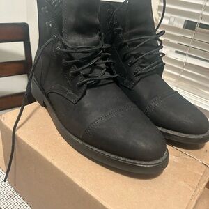 Thursday Boot Company Men's Matte Black Cap Toe Boots